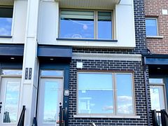 513 Ozawa Private, Manor Park - Cardinal Glen and Area, ON K1K 4Z8