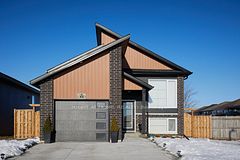 42 Moonstone Crescent, Chatham-Kent, ON N7M 0S2