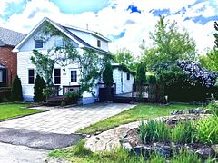 977 Brookes Street, North Bay, ON P1B 2N7