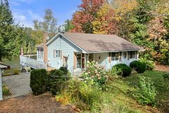 1047 Lagoon Road, Highlands East, ON K0L 1C0