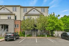 39 Strathaven Private, Cyrville - Carson Grove - Pineview, ON K1J 1K7