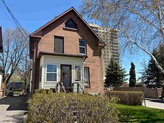 390 Ambrose, Thunder Bay, ON P7B 1M4