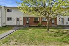 209 North Park Street G, Belleville, ON K8P 4T9