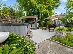 15 Prince Street W, Kawartha Lakes, ON K0M 1A0