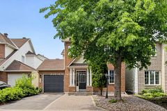 18 Castlemore Street, Barrhaven, ON K2G 6N5