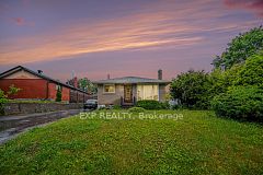 685 Crystal Street, Overbrook - Castleheights and Area, ON K1K 2G1