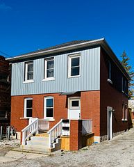 14 Albert Street main floor unit (lower), Welland, ON L3B 4L2