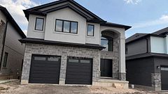 891 Darnley Boulevard Main & Upper floor, London South, ON N6M 0L9