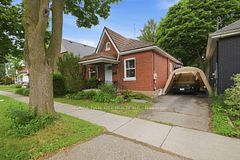 12 Brunswick Street N, Brantford, ON N3T 1E7