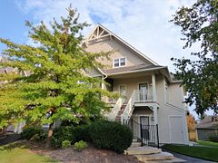 125 Fairway Court 222, Blue Mountains, ON L9Y 0P8