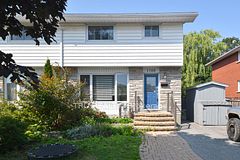 1106 Clyde Avenue B, Belair Park - Copeland Park and Area, ON K2C 1Y2