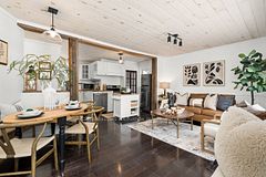 469 Rowanwood Road, Huntsville, ON P0B 1M0