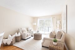 4 Legacy Lane 203, Huntsville, ON P1H 2R2