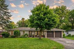 156 JOHN Street N, Minto, ON N0G 1Z0