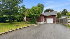 1213 ERINDALE Drive, Belair Park - Copeland Park and Area, ON K2C 2G2