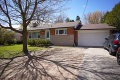 458 Market Street, Saugeen Shores, ON N0H 2C2