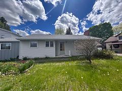488 Hastings Street N, Bancroft, ON K0L 1C0