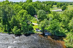 90 Bowen Road, Havelock-Belmont-Methuen, ON K0L 1Z0