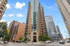 445 Laurier Avenue W 905, Ottawa Centre, ON K1N 6R4