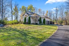 133 Arbourbrook Boulevard, Carp - Huntley Ward, ON K0A 1L0