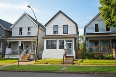 86 Mars Avenue, Hamilton, ON L8L 3W1