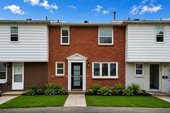 660 Hochelaga Street 38, Overbrook - Castleheights and Area, ON K1K 2E9