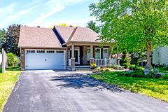 77 Birchfield Avenue, Kanata, ON K2M 2N4