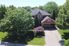 26 Banbury Drive, Hamilton, ON L9K 1H8