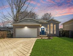 19 Dell Drive, Strathroy-Caradoc, ON N7G 1C6