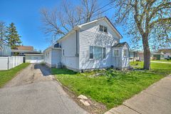 47 Concession Road, Fort Erie, ON L2A 4G6