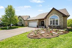 217 Jasper Crescent, Clarence-Rockland, ON K4K 0A3