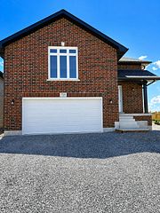 725 Latimer Way, Peterborough, ON K9K 0H4