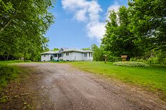 69 Waukegan Road, East Ferris, ON P0H 1K0