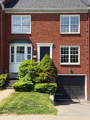 40 Country Club Place, Brockville, ON K6V 6T9