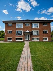 368 Belisle Street 1, Vanier and Kingsview Park, ON K1L 6V2