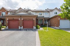 135 Margrave Avenue, Hunt Club - South Keys and Area, ON K1T 3X8