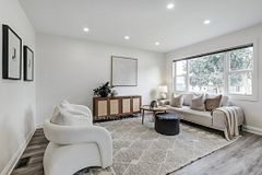 202 Erindale Avenue, Hamilton, ON L8K 4R7