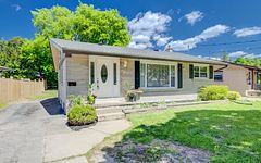 152 Clark Avenue, Kitchener, ON N2C 1Y5