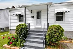 500 Glengarry Avenue, Peterborough, ON K9H 4Y4