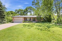 9648 Wakefield Street, Lambton Shores, ON N0N 1J2