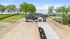 25 Black Walnut Drive, Norfolk, ON N0E 1P0