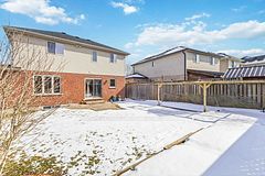 1678 BLACKMAPLE Crescent, London East, ON N5Y 6L6