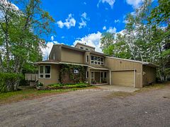 247 Shirley Rd, Thunder Bay, ON P7G 2G4