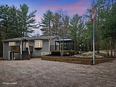 40 Beaver Trail, McDougall, ON P2A 2W7