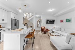 10 Birmingham Drive 82, Cambridge, ON N1R 0C6