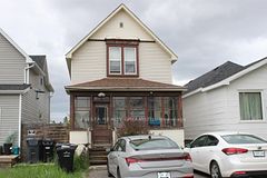 221 Francis St W, Thunder Bay, ON P7E 4C1