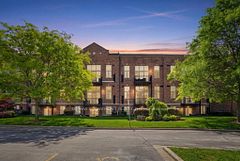 262 Dundas Street E 219, Hamilton, ON L8B 1A9