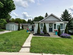 576 Queen Street, North Huron, ON N0M 1H0