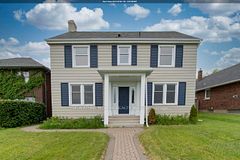 120 High Street, Thunder Bay, ON P7B 3K5