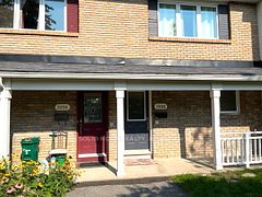 2688 Draper Avenue W, Parkway Park - Queensway Terrace S and Area, ON K2H 6Z9